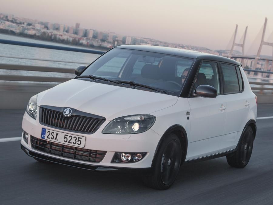  Skoda Fabia Monte Carlo 2011 года  (фото 11 из 15)